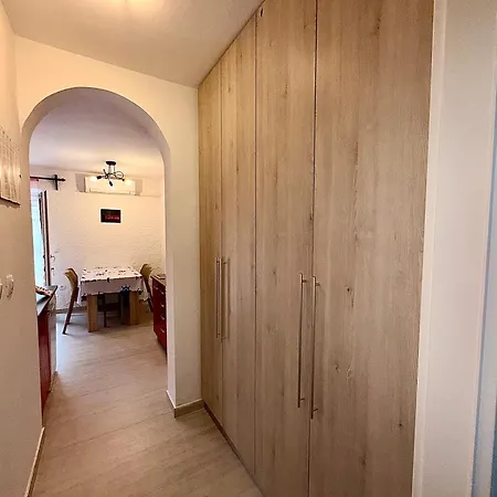 Apartament Gromaca *