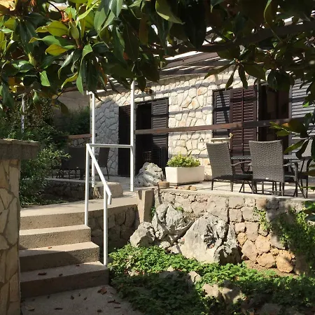 Gromaca Apartman Omišalj